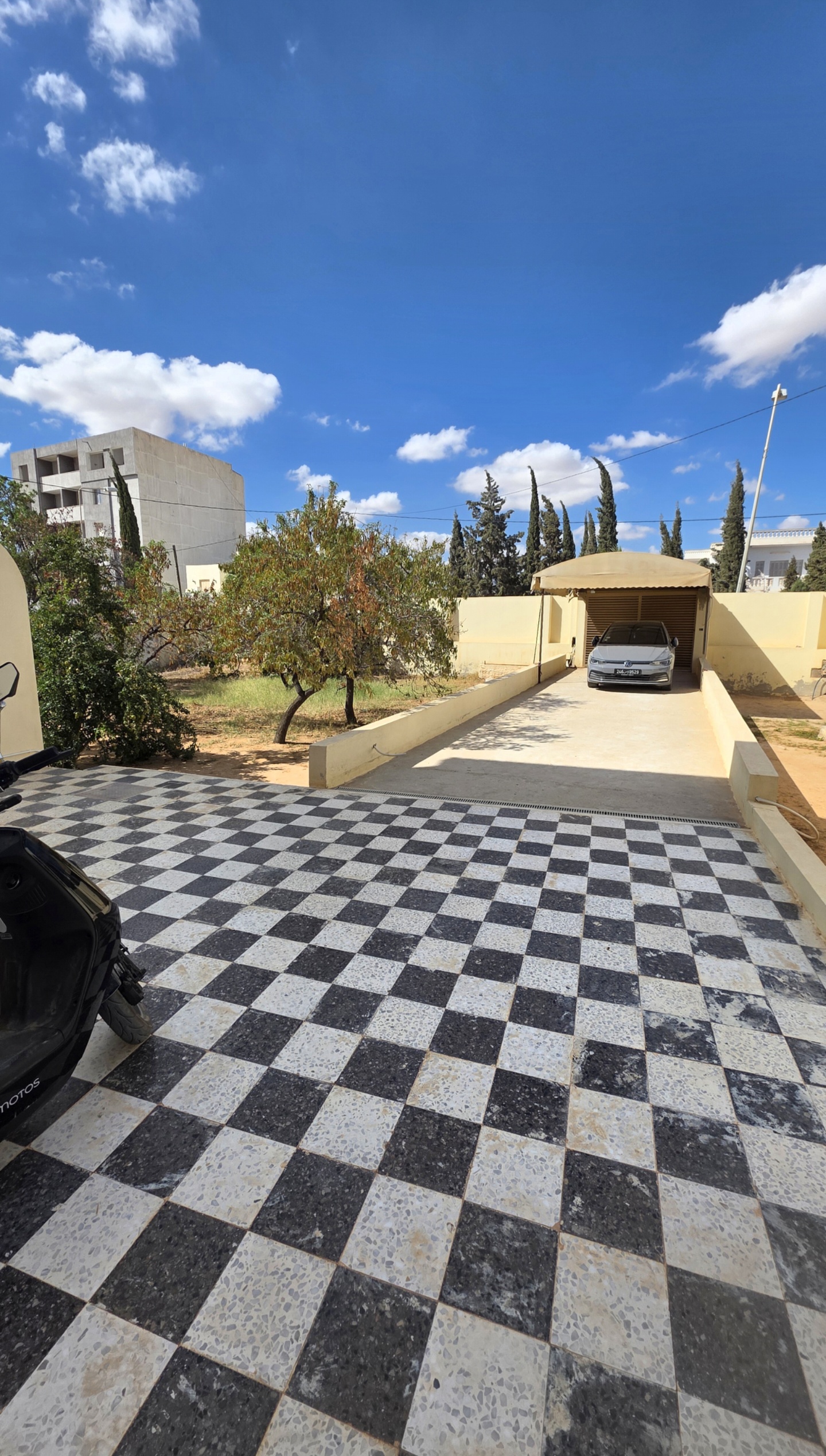 Sfax Sud&nbsp;Merkez Sahnoun&nbsp;Location&nbsp;Appart. 3 pi�ces&nbsp;Appartement meubl� s3 sur rue principal parcjardin