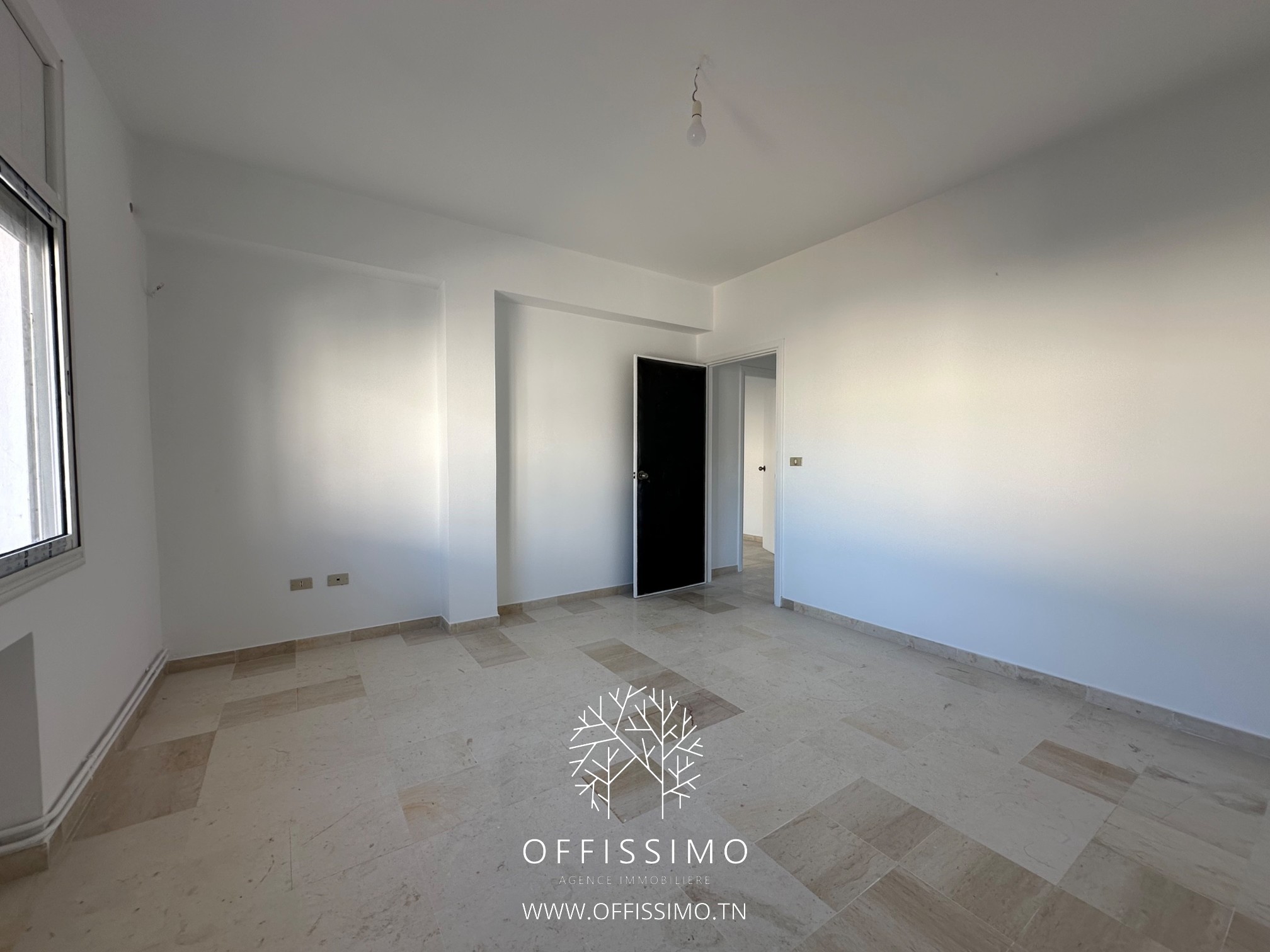 La Marsa&nbsp;Marsa Ennassim&nbsp;Bureaux & Commerces&nbsp;Bureau&nbsp;Disponible bureau 2 pieces a mutuelle ville
