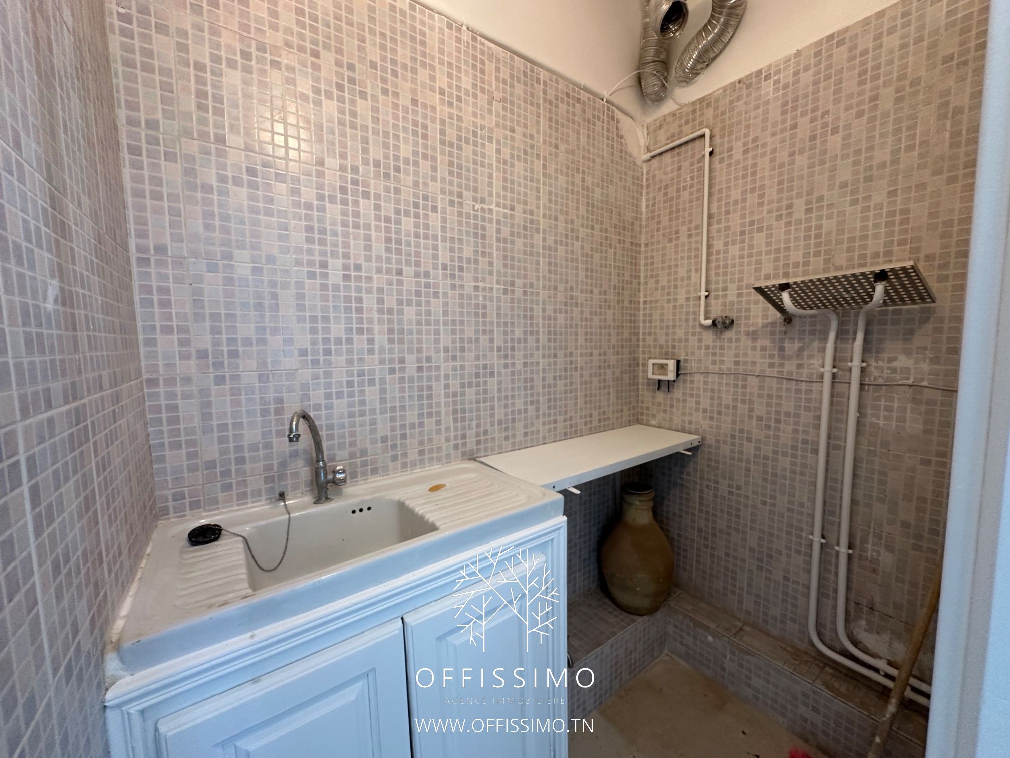 La Marsa&nbsp;Marsa Ennassim&nbsp;Bureaux & Commerces&nbsp;Bureau&nbsp;Disponible bureau 2 pieces a mutuelle ville