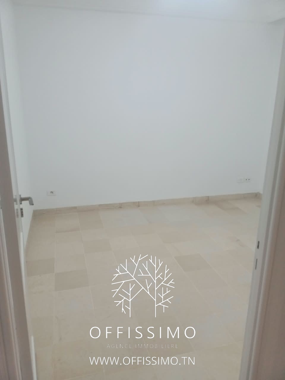 La Marsa&nbsp;Berge Du Lac&nbsp;Bureaux & Commerces&nbsp;Bureau&nbsp;Bureau disponible au lac 2 a2 pi�ces