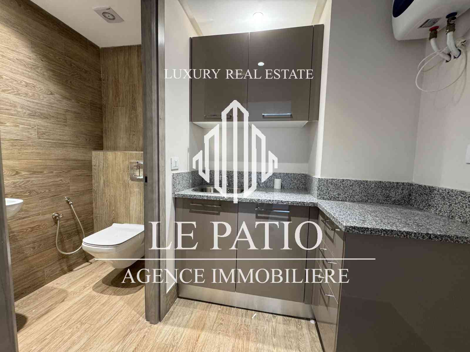 La Marsa&nbsp;Berge Du Lac&nbsp;Location&nbsp;Appart. 4 pi�ces&nbsp;Bureau h4 au lac 3