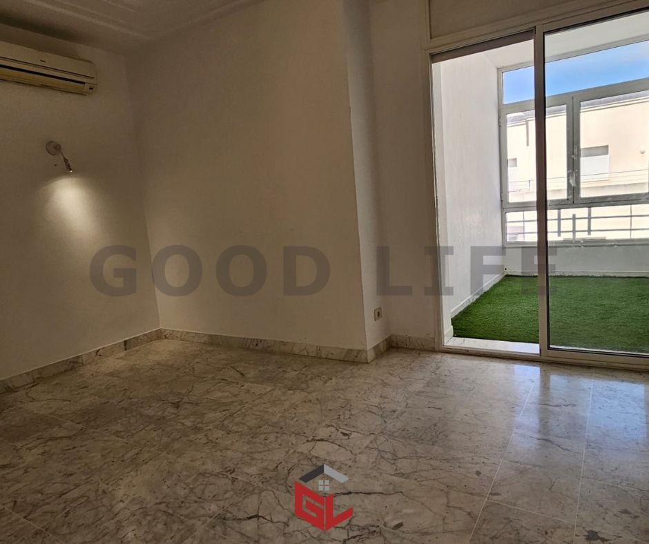 La Soukra&nbsp;La Soukra&nbsp;Location&nbsp;Appart. 1 pi�ce&nbsp;S1 � la soukra c�t� carrefour
