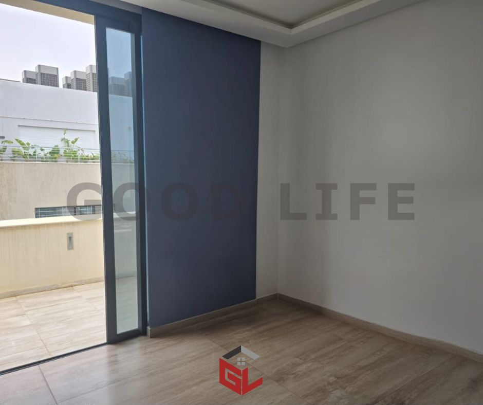 Ain Zaghouan&nbsp;Jardins de Carthage&nbsp;Vente&nbsp;Autre&nbsp;Bureau de standing avec terrasse de 46 m