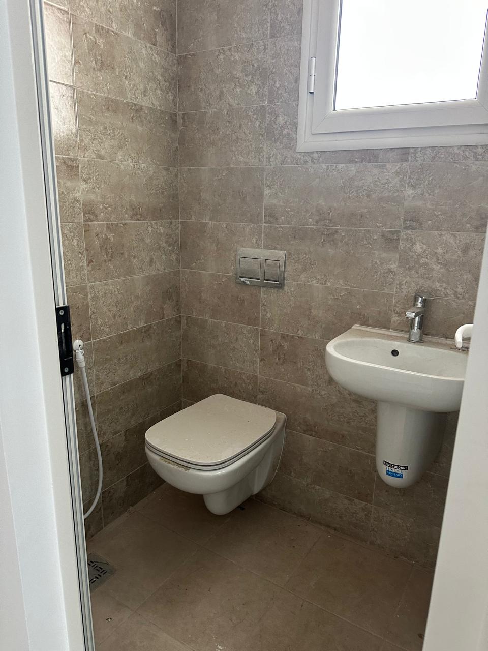 Hammam Sousse&nbsp;Hammam Sousse&nbsp;Location&nbsp;Appart. 4 pi�ces&nbsp;Appartement tout neuf s plus 3