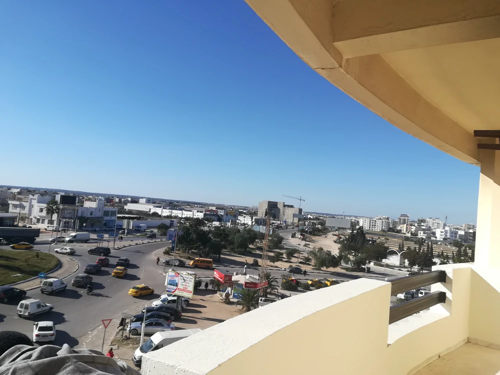 Sousse Jaouhara&nbsp;Sahloul&nbsp;Location&nbsp;Appart. 4 pi�ces&nbsp;Bureau spacieux � sahloul 1