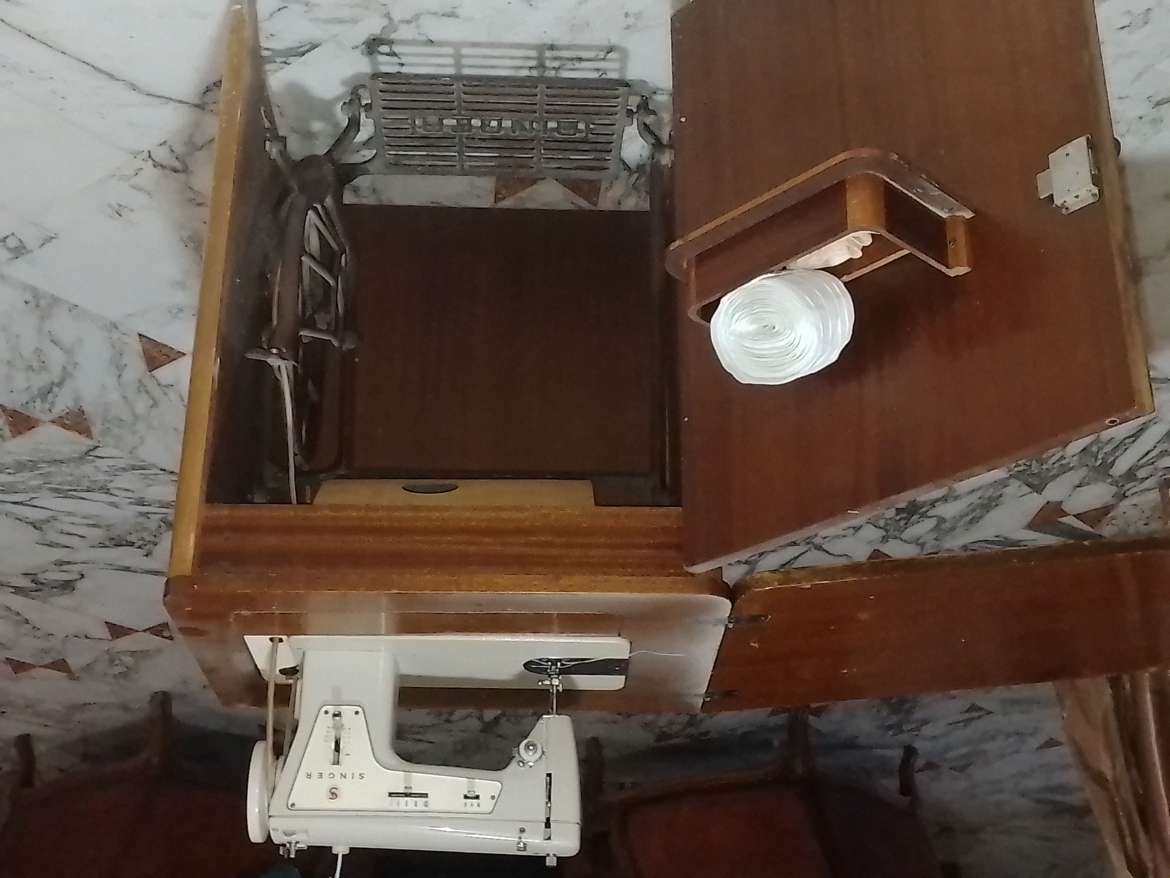 Cite El Khadra&nbsp;Cite Jardins&nbsp;Autre&nbsp;Autre&nbsp;Machine � coudre