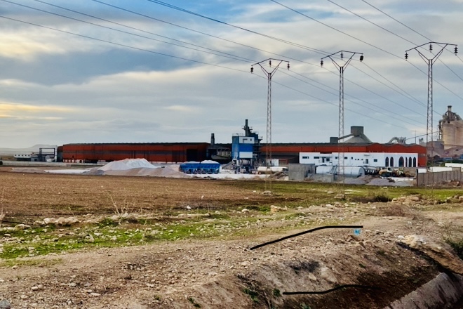 Bir Mcherga&nbsp;Bir Mcherga Gare&nbsp;Terrain&nbsp;Terrain nu&nbsp;1 hect 800 m avec 100 m facade au bord rr 624