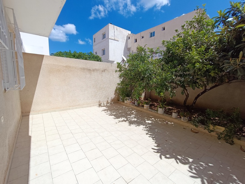 Kelibia&nbsp;Kelibia&nbsp;Location&nbsp;Appart. 4 pi�ces&nbsp;Villa s3 � k�libia