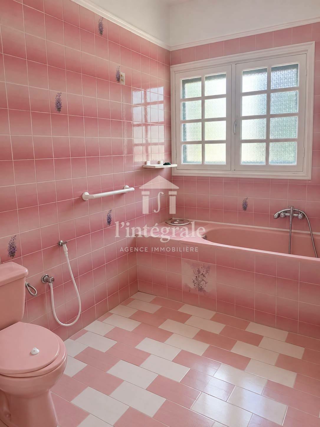 El Menzah&nbsp;El Manar 2&nbsp;Location&nbsp;Maisons&nbsp;Triplex exceptionnel � usage bureautique