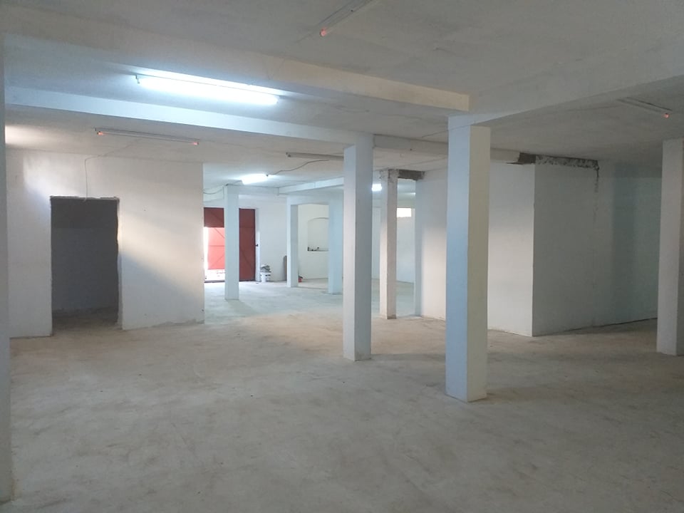 La Soukra&nbsp;La Soukra&nbsp;Bureaux & Commerces&nbsp;Autre&nbsp;D�pot rdc la soukra