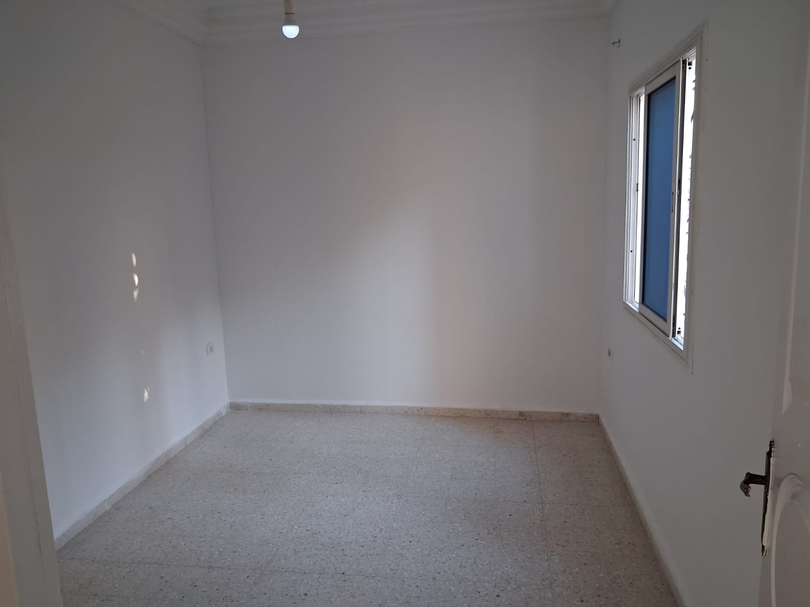 Raoued&nbsp;Cite Ennkhilet&nbsp;Location&nbsp;Appart. 2 pi�ces&nbsp;Jolie maison