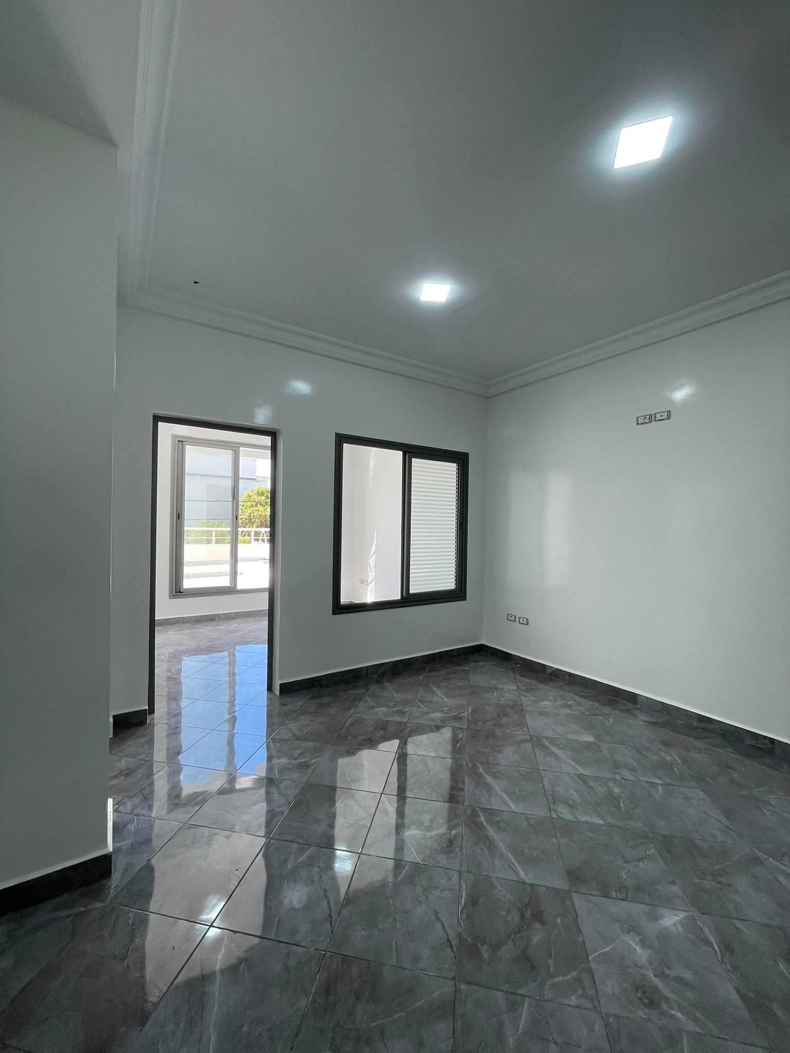 Bizerte Nord&nbsp;Bizerte&nbsp;Location&nbsp;Appart. 2 pi�ces&nbsp;Un bureau situ� au d�but de corniche bizerte