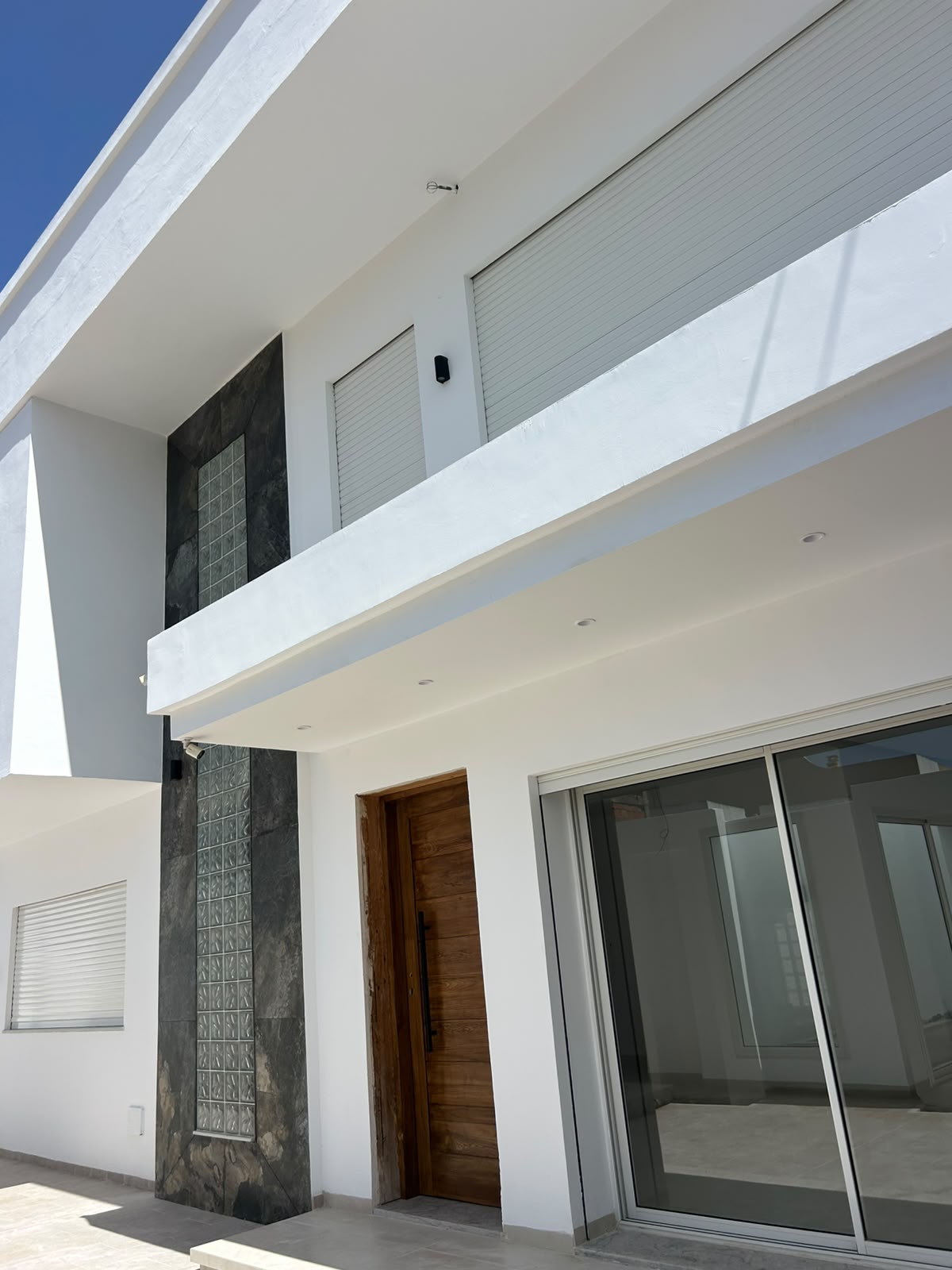 Bizerte Nord&nbsp;Bizerte&nbsp;Vente&nbsp;Autre&nbsp;Une belle villa  rue de 14 janvier bizerte