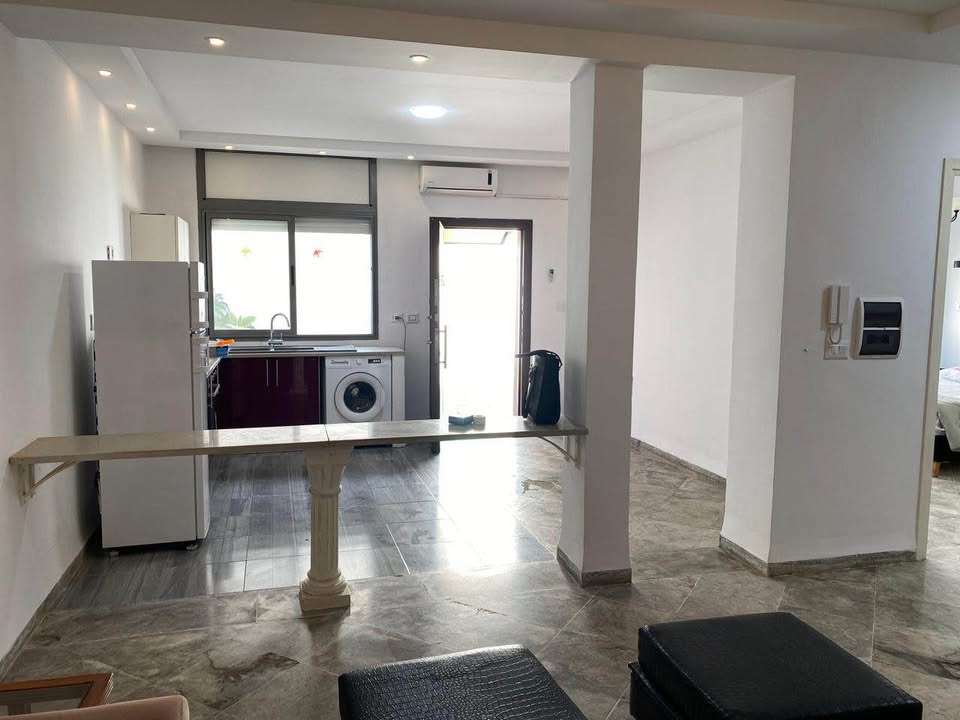 Mnihla&nbsp;Jardins d'el Menzah&nbsp;Location&nbsp;Appart. 2 pi�ces&nbsp;Un spacieux studio s1 hs � jardin d'elmenzah1