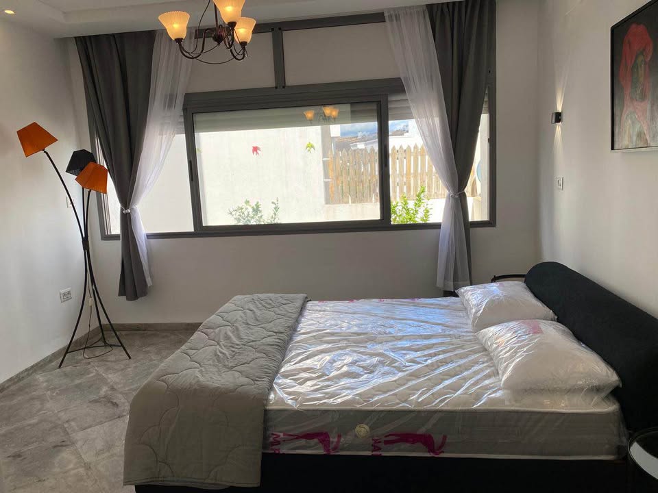 Mnihla&nbsp;Jardins d'el Menzah&nbsp;Location&nbsp;Appart. 2 pi�ces&nbsp;Un spacieux studio s1 hs � jardin d'elmenzah1