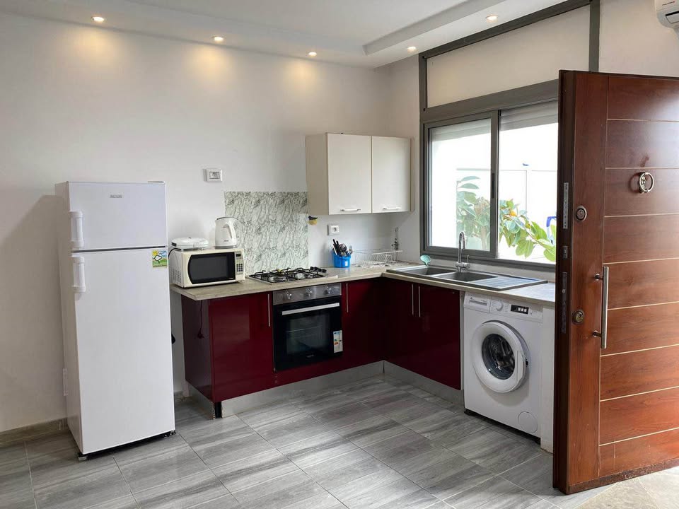 Mnihla&nbsp;Jardins d'el Menzah&nbsp;Location&nbsp;Appart. 2 pi�ces&nbsp;Un spacieux studio s1 hs � jardin d'elmenzah1