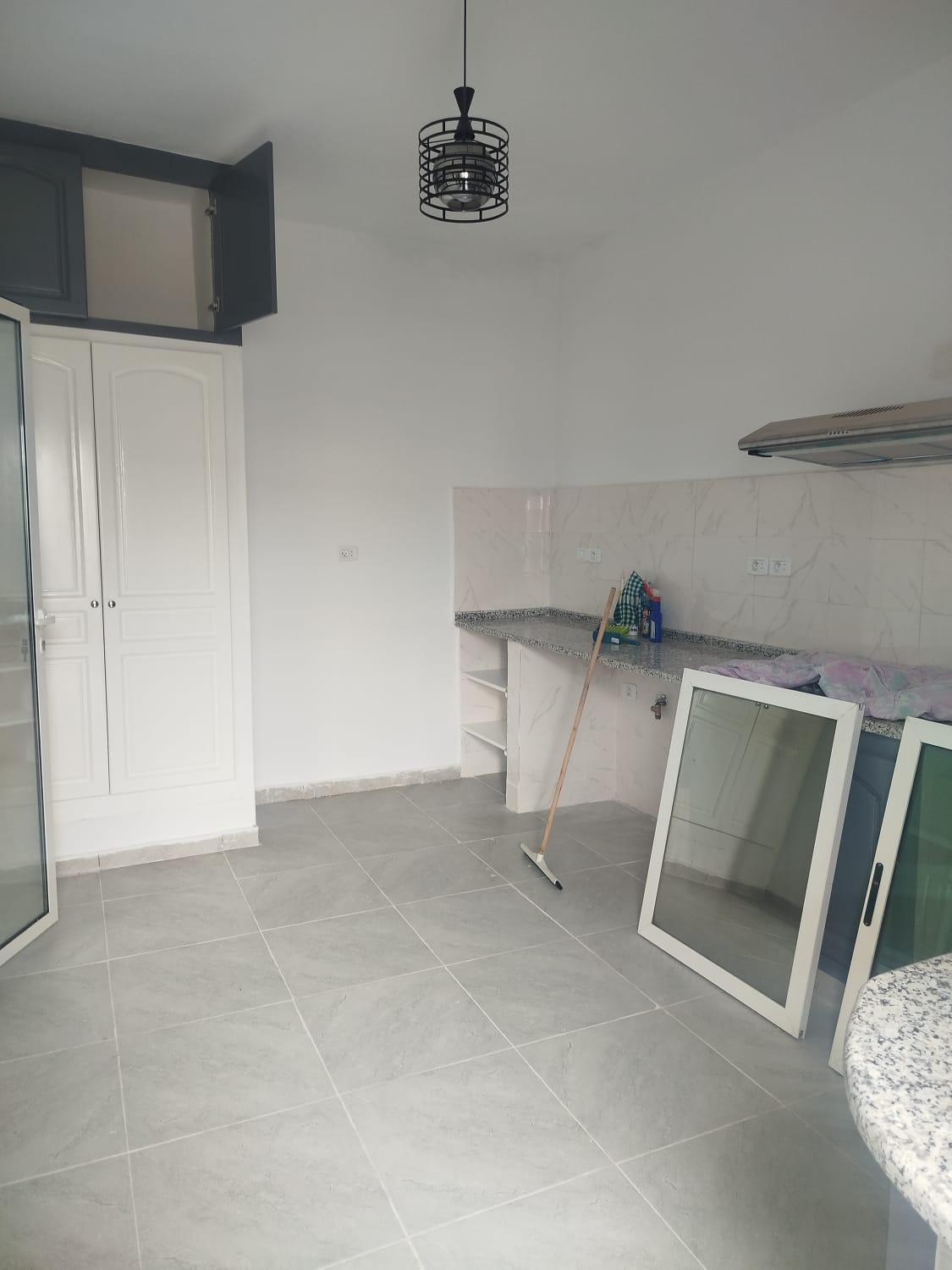Mnihla&nbsp;Cite Ennasr&nbsp;Location&nbsp;Appart. 5 pi�ces+&nbsp;Un spacieux etage de villa hs � ennasr2