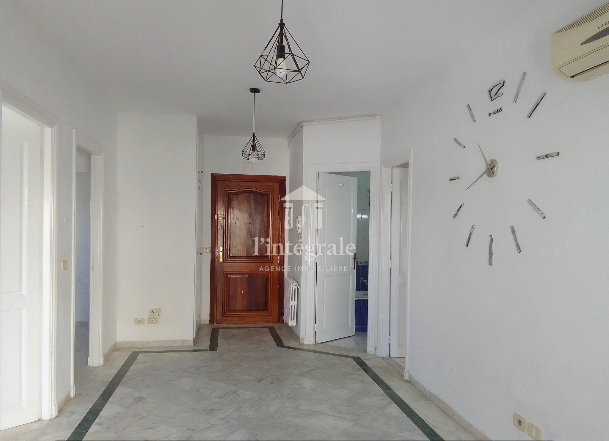Ariana Ville&nbsp;Cite Ennasr 2&nbsp;Location&nbsp;Appart. 3 pi�ces&nbsp;S2 avec place de parking