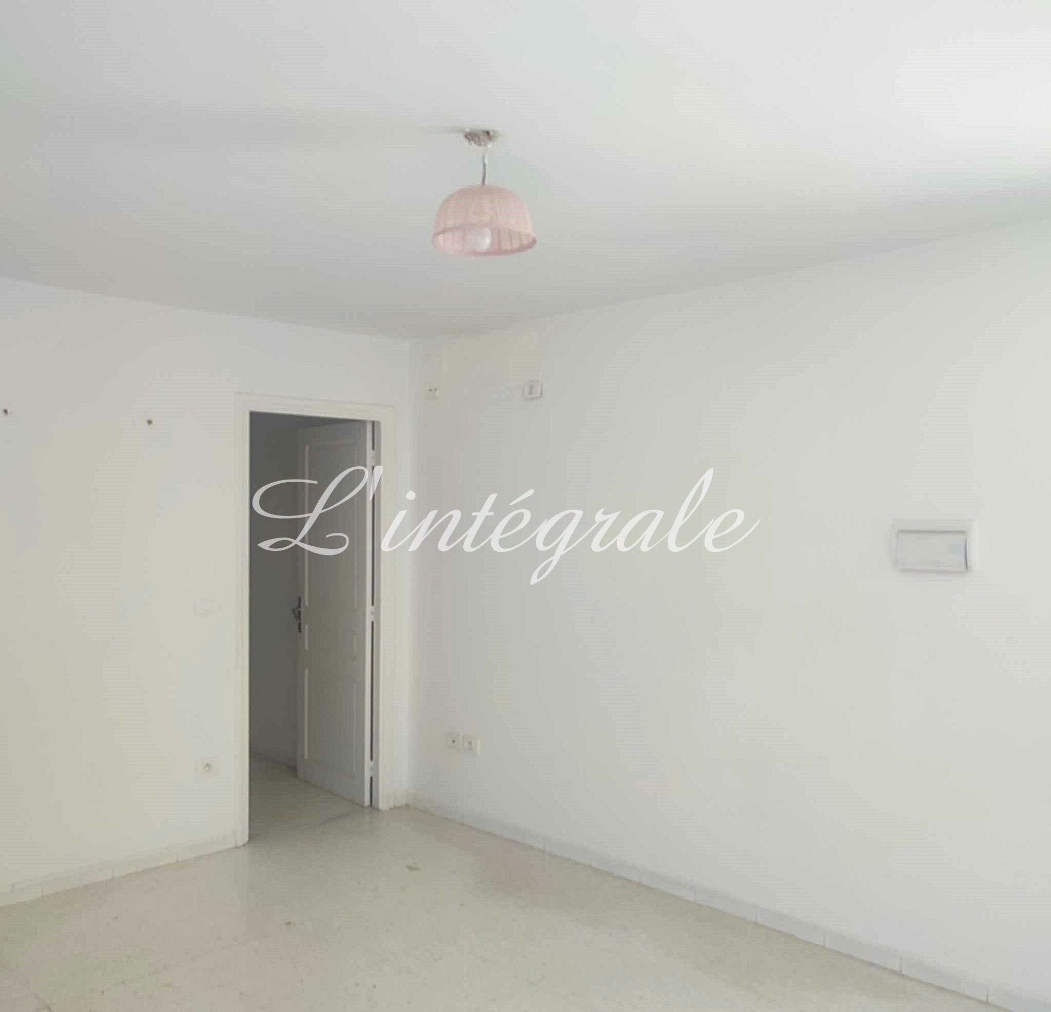 Ariana Ville&nbsp;Cite Ennasr 2&nbsp;Location&nbsp;Appart. 2 pi�ces&nbsp;S1 avec terrasse