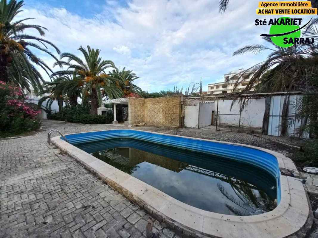 Akouda&nbsp;Chatt Meriem&nbsp;Vente&nbsp;Maisons&nbsp;Villa pieds dans l'eau et piscine chott mariem