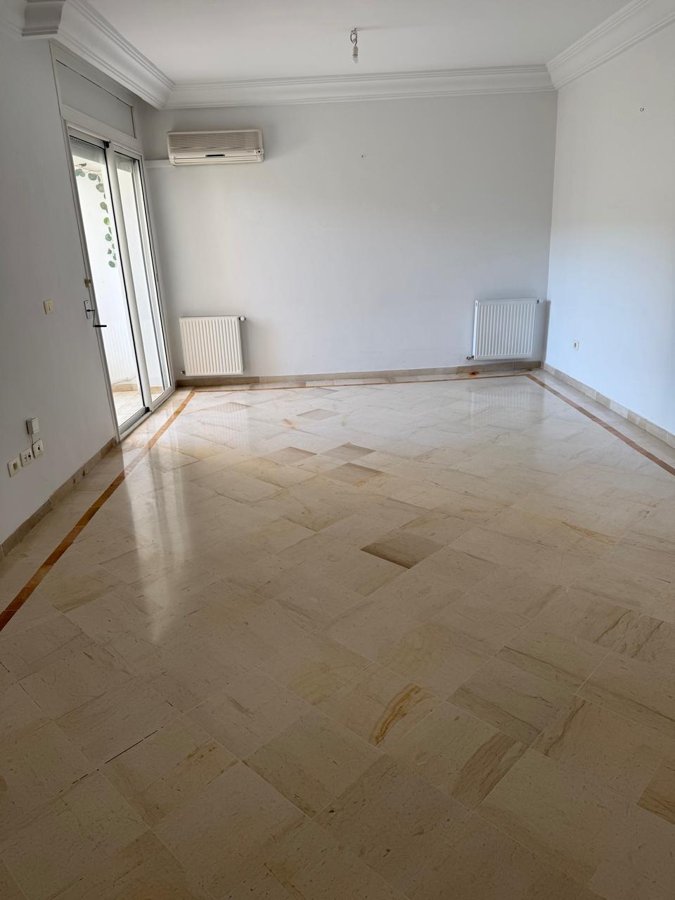 Ariana Ville&nbsp;Riadh Landlous&nbsp;Location&nbsp;Appart. 5 pi�ces+&nbsp;Un appart s 4 riadh landalos