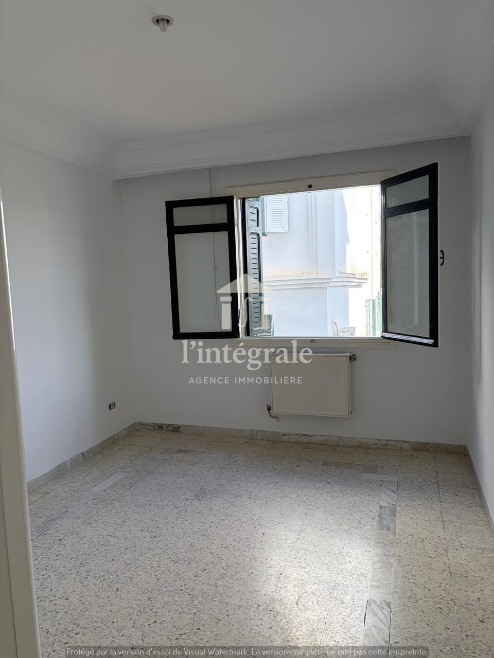 Ariana Ville&nbsp;El Menzah 8&nbsp;Location&nbsp;Appart. 4 pi�ces&nbsp;Spacieux s4