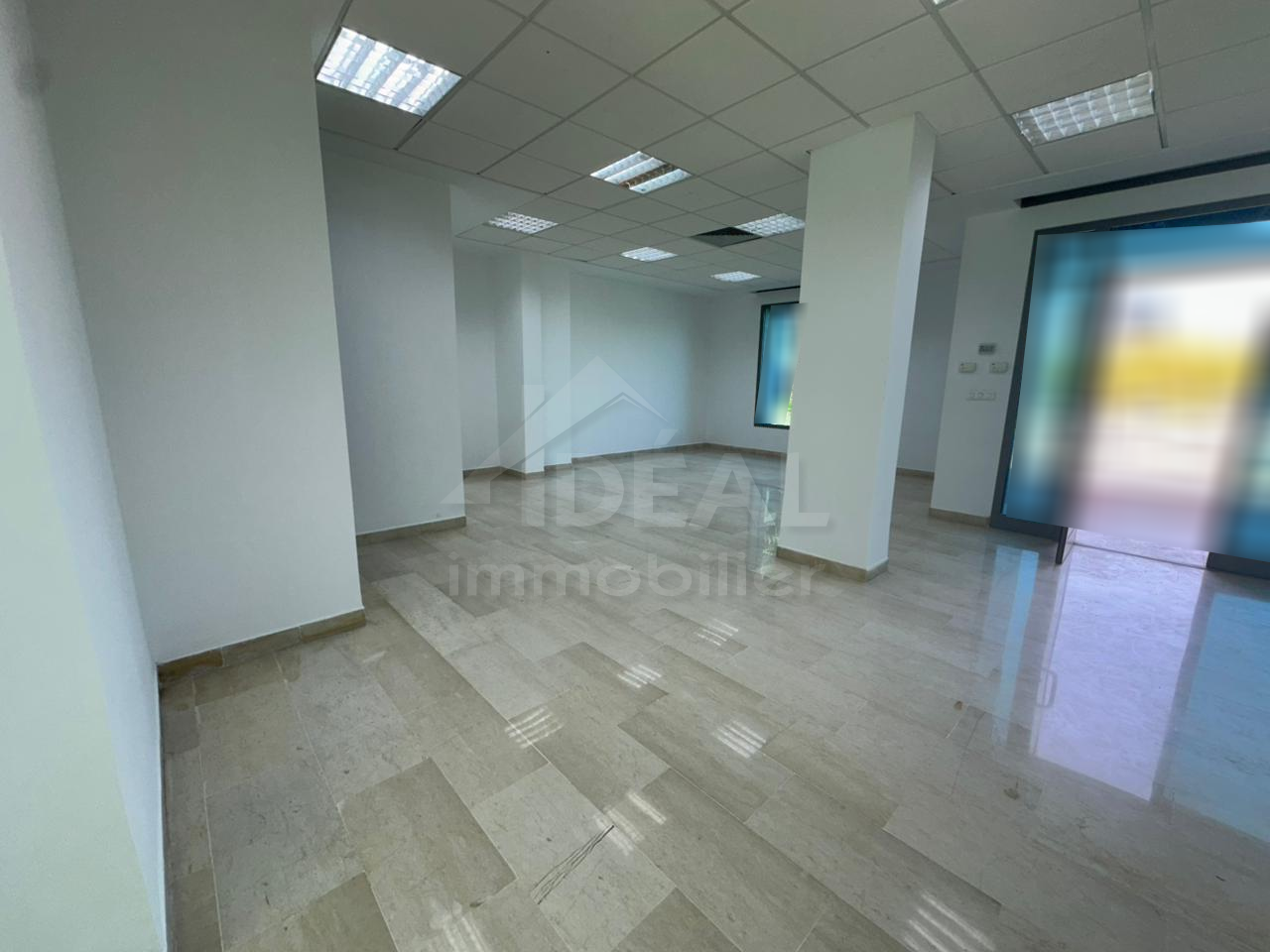La Marsa&nbsp;Berge Du Lac&nbsp;Bureaux & Commerces&nbsp;Bureau&nbsp;Al bureau 180m2 lac1