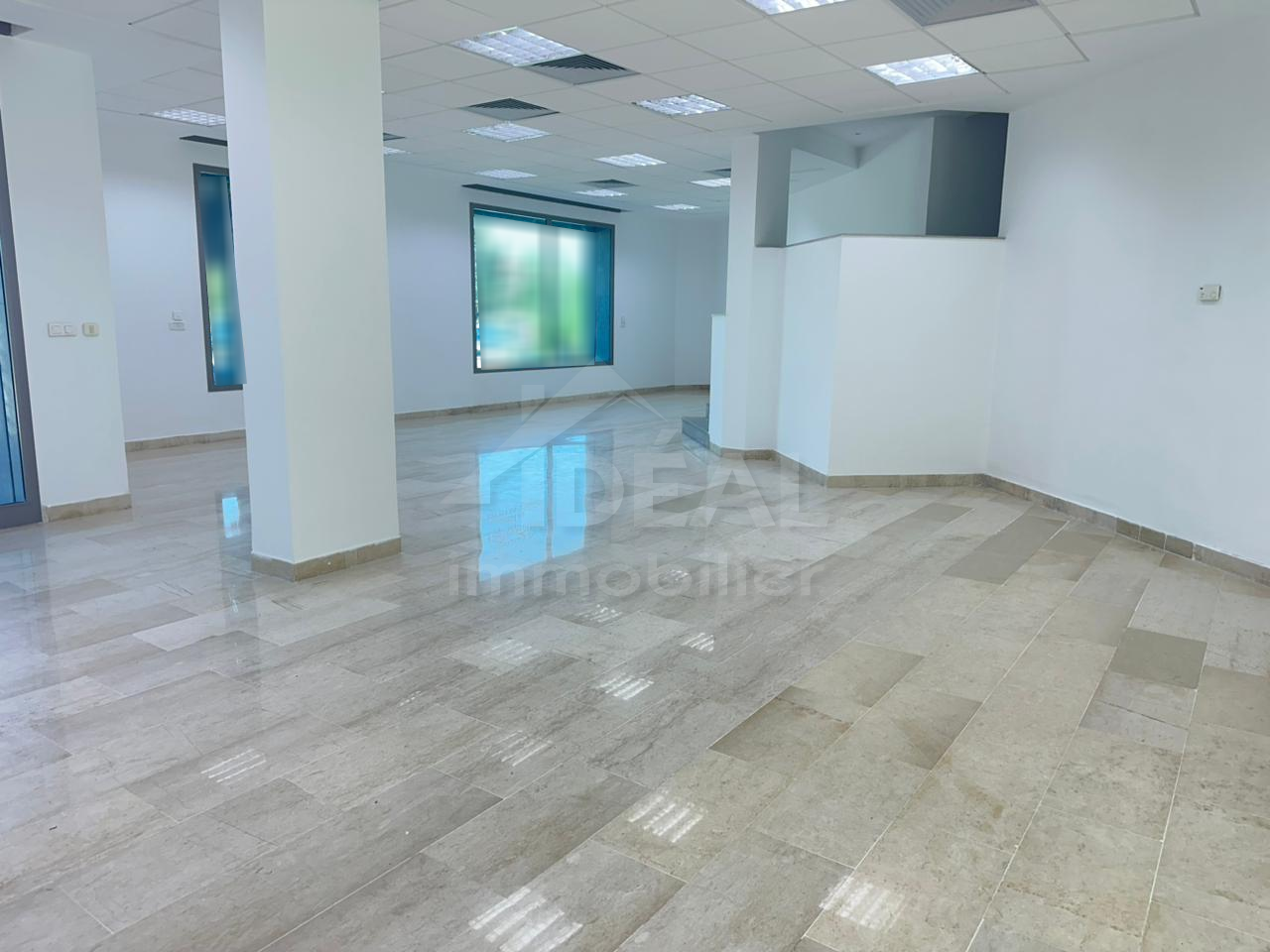 La Marsa&nbsp;Berge Du Lac&nbsp;Bureaux & Commerces&nbsp;Bureau&nbsp;Al bureau 180m2 lac1