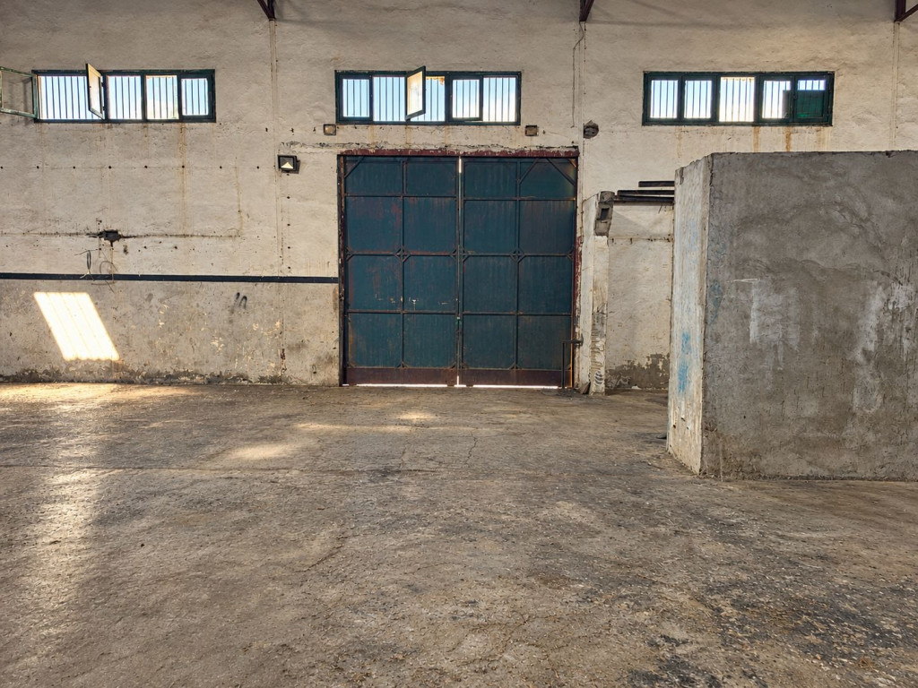 Ben Arous&nbsp;Ben Arous&nbsp;Bureaux & Commerces&nbsp;Fond de Commerce&nbsp;Local commercial 400 m