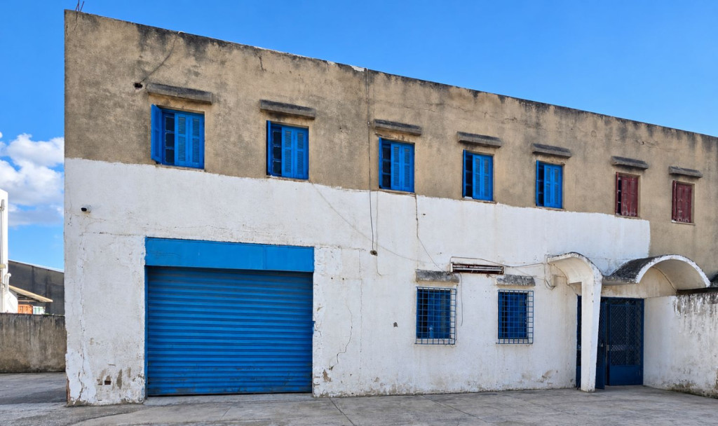 Ben Arous&nbsp;Ben Arous&nbsp;Bureaux & Commerces&nbsp;Fond de Commerce&nbsp;Local commercial 400 m