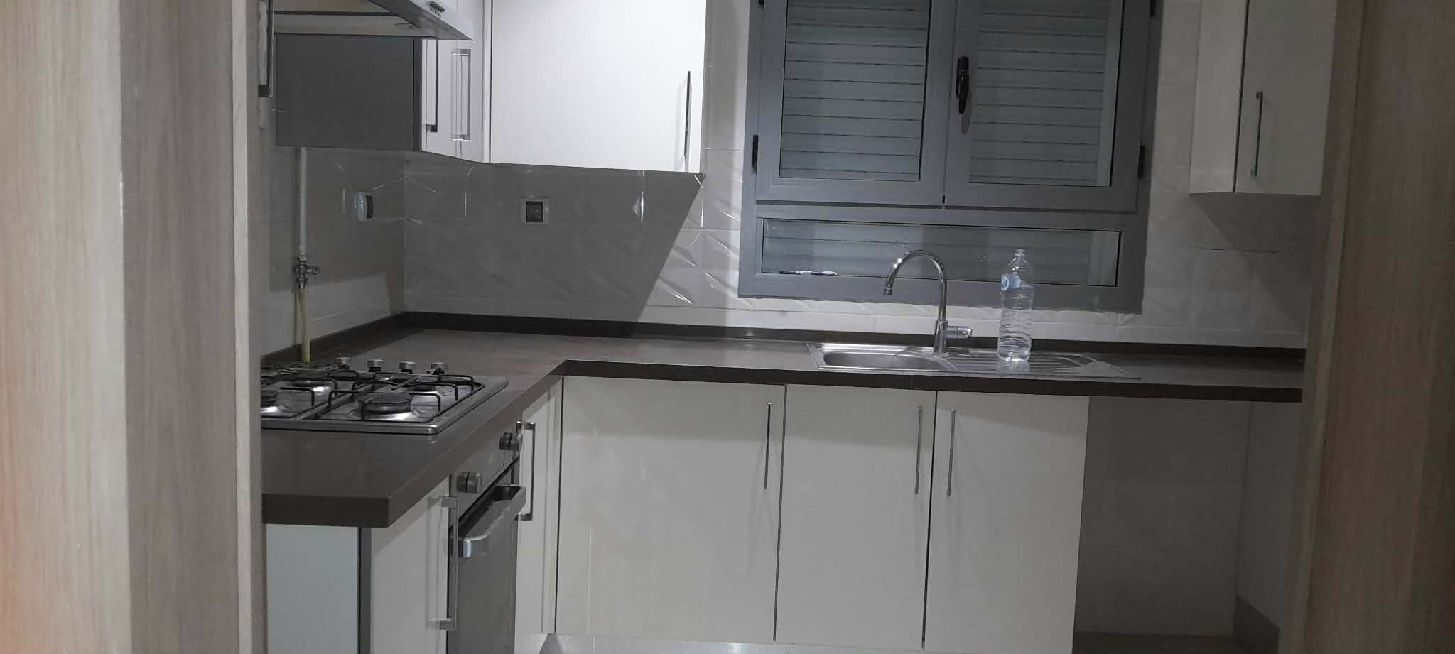 La Soukra&nbsp;La Soukra&nbsp;Location&nbsp;Appart. 2 pi�ces&nbsp;S1 haut standing proche de toutes les commodit�s