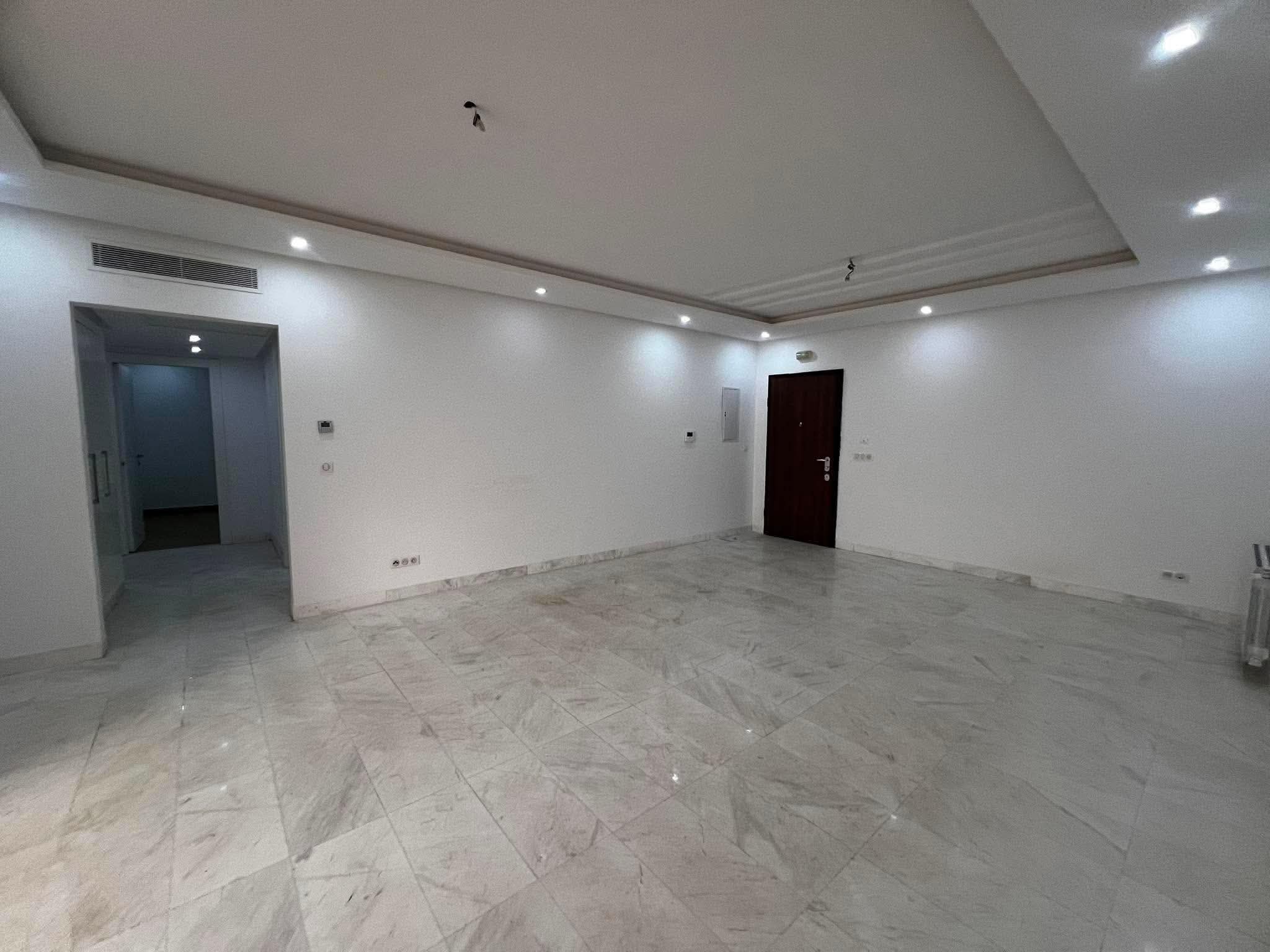 Ariana Ville&nbsp;Cite Ennasr 2&nbsp;Vente&nbsp;Appart. 4 pi�ces&nbsp;S3 ennasr 2 530 md