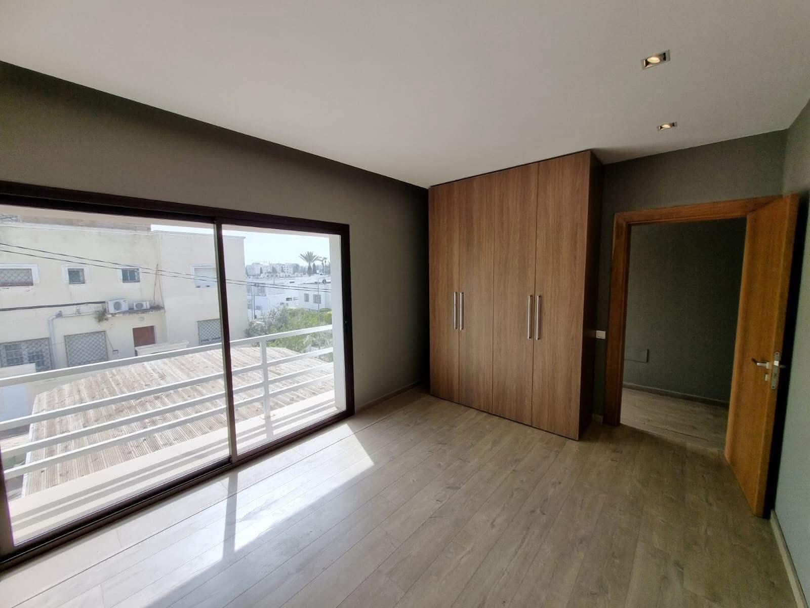 El Menzah&nbsp;El Menzah 1&nbsp;Vente&nbsp;Maisons&nbsp;Villa avec piscine menzah 1