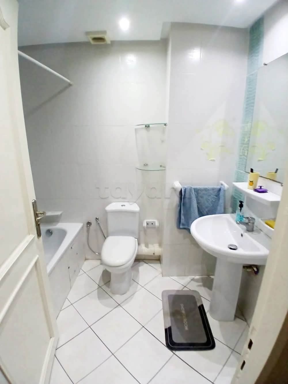 Raoued&nbsp;Cite El Ghazala 1&nbsp;Location&nbsp;Appart. 3 pi�ces&nbsp;S2 meuble 1300d ghazela