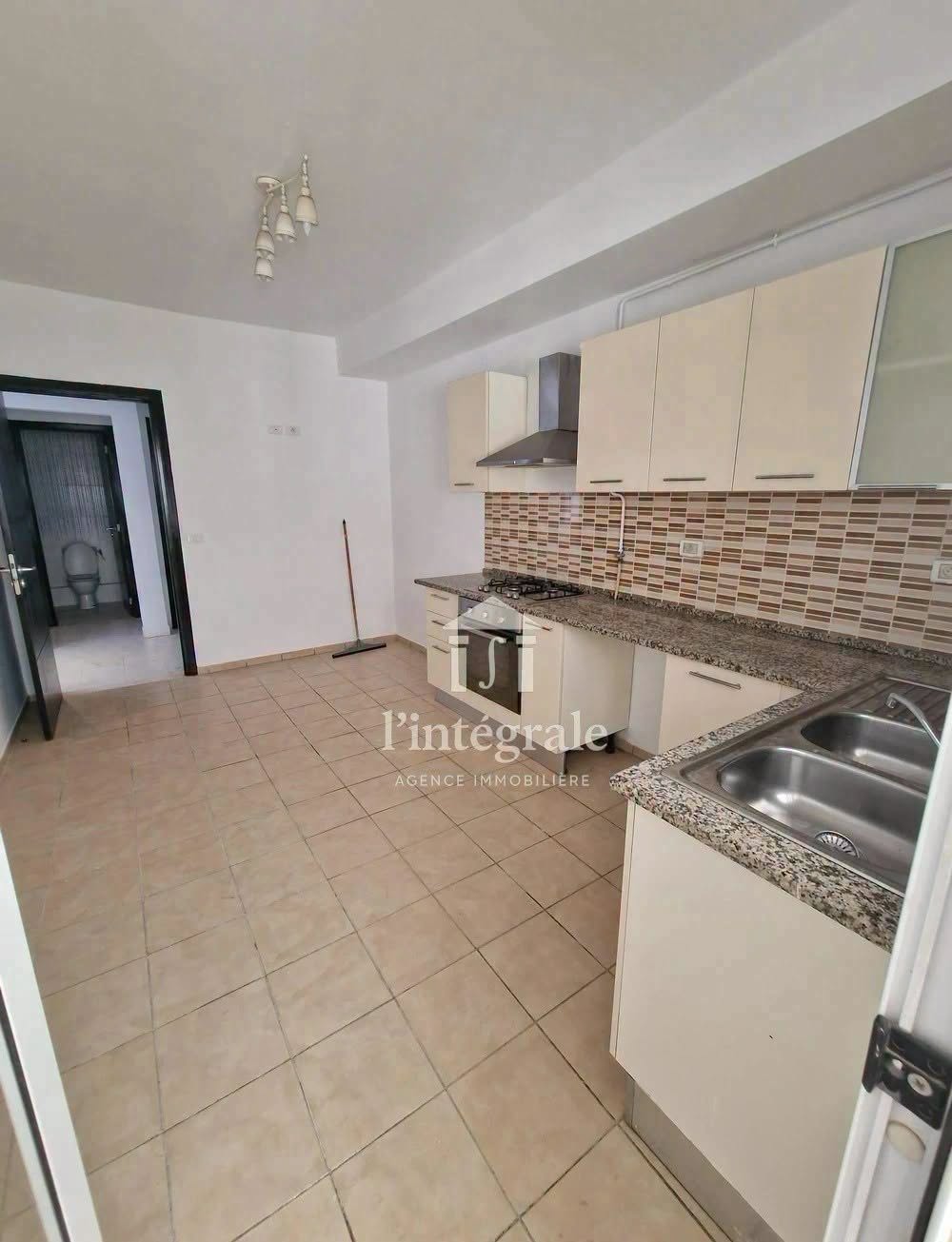 El Menzah&nbsp;El Menzah 9&nbsp;Location&nbsp;Appart. 4 pi�ces&nbsp;Coquet appartement s3 avec terrasse