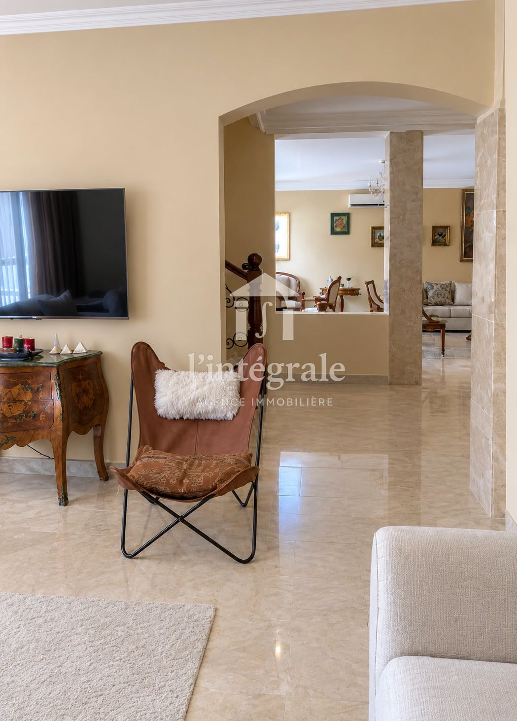 La Soukra&nbsp;Chotrana 3&nbsp;Vente&nbsp;Maisons&nbsp;Villa de prestige  avec piscine