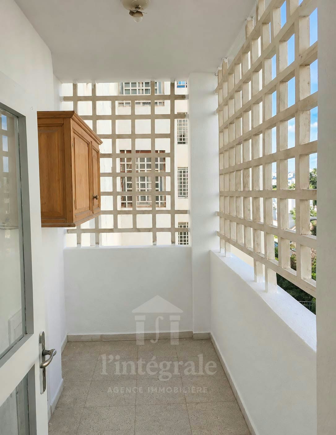 Ariana Ville&nbsp;Cite Ennasr 2&nbsp;Vente&nbsp;Appart. 4 pi�ces&nbsp;Appartement s3 pr�s ben yaghlene