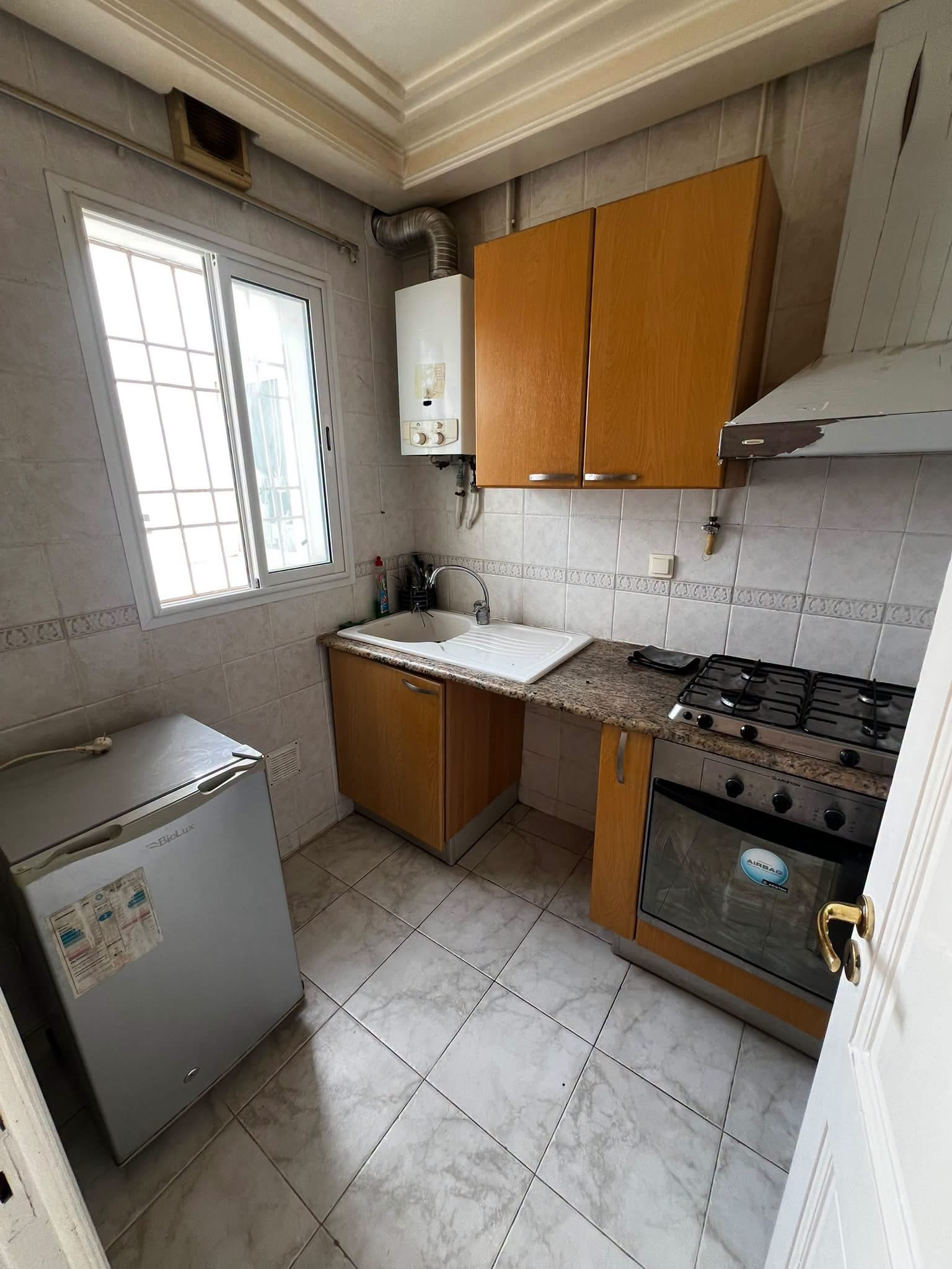 Ariana Ville&nbsp;Cite Ennasr 2&nbsp;Location&nbsp;Appart. 1 pi�ce&nbsp;S1 meuble ennaser 950
