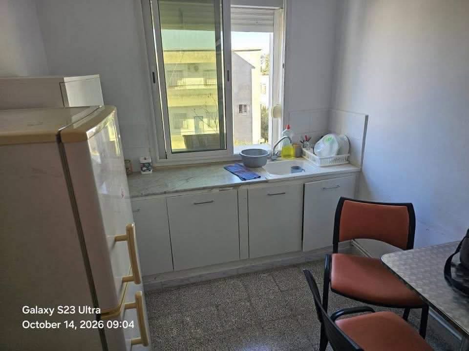 Ariana Ville&nbsp;El Menzah 6&nbsp;Location&nbsp;Appart. 3 pi�ces&nbsp;S3 etage de villa menzah 6 2600