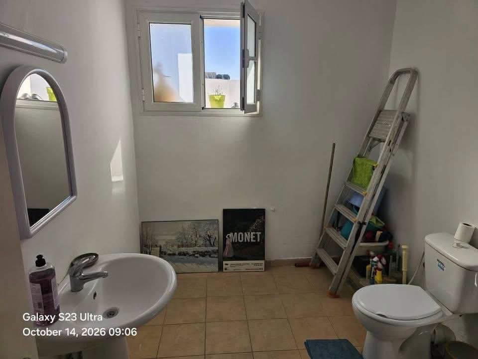 Ariana Ville&nbsp;El Menzah 6&nbsp;Location&nbsp;Appart. 3 pi�ces&nbsp;S3 etage de villa menzah 6 2600