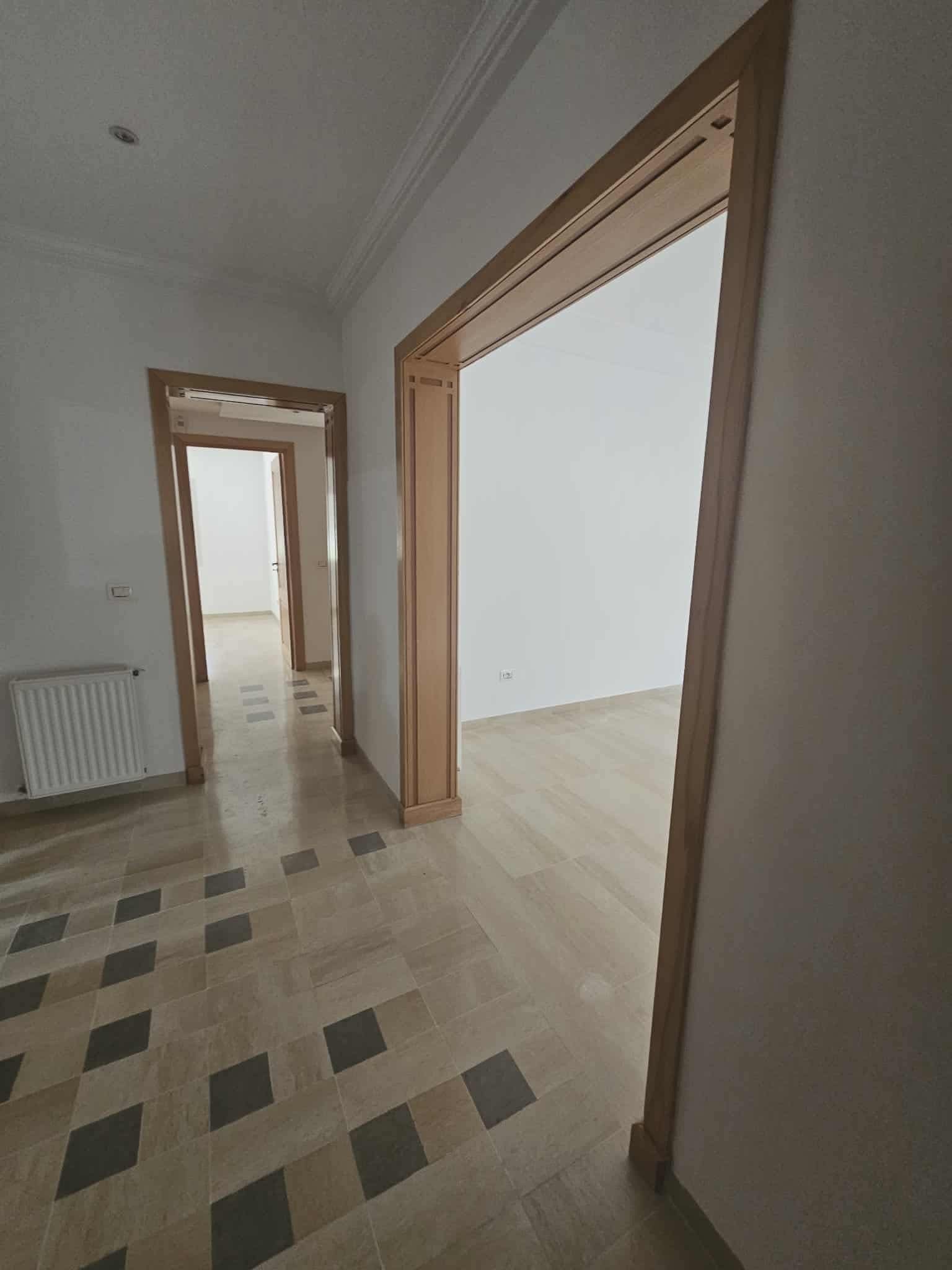 Ariana Ville&nbsp;Cite Ennasr 2&nbsp;Location&nbsp;Appart. 3 pi�ces&nbsp;S2 au rezdechaussee 1360d  ennasr 1