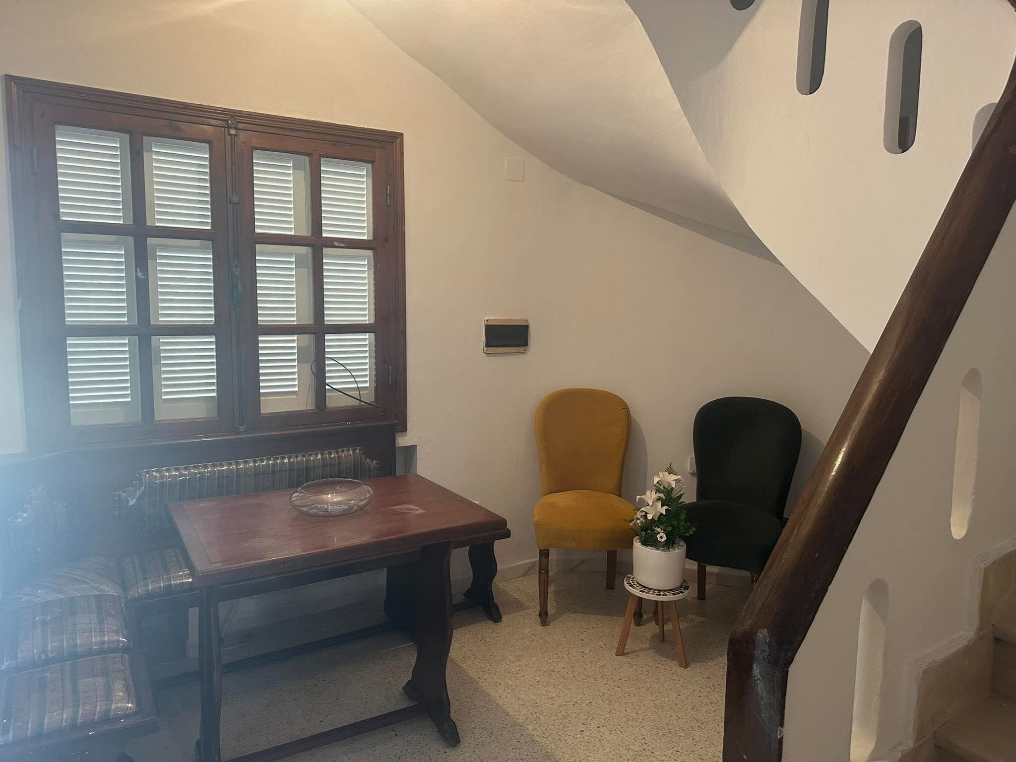 Ezzahra&nbsp;Ezzahra&nbsp;Location&nbsp;Appart. 3 pi�ces&nbsp;Duplex  s3 meuble a ezzahra