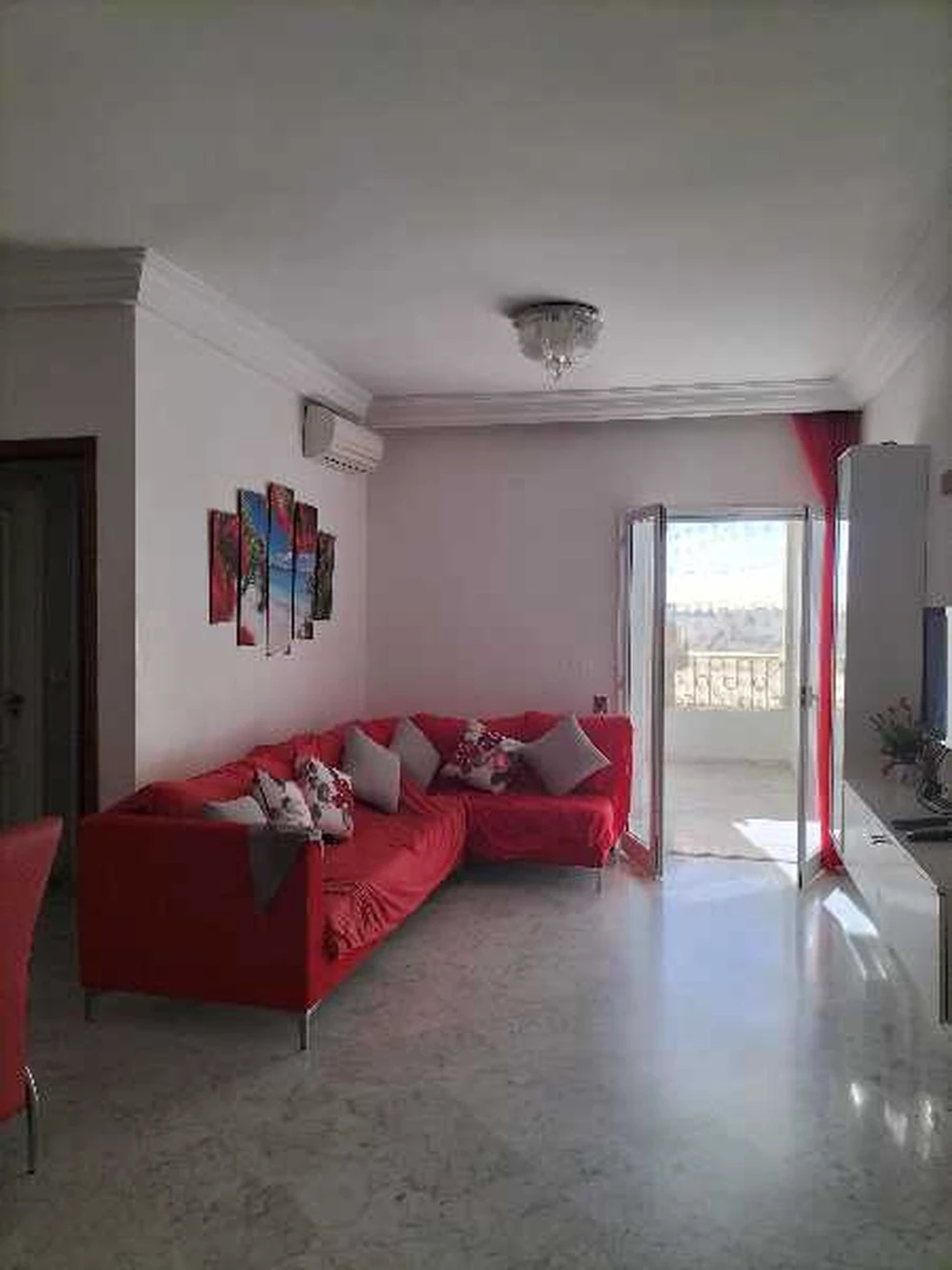 Carthage&nbsp;Cite Mohamed Ali&nbsp;Location&nbsp;Appart. 3 pi�ces&nbsp;S2 hs  et place parking