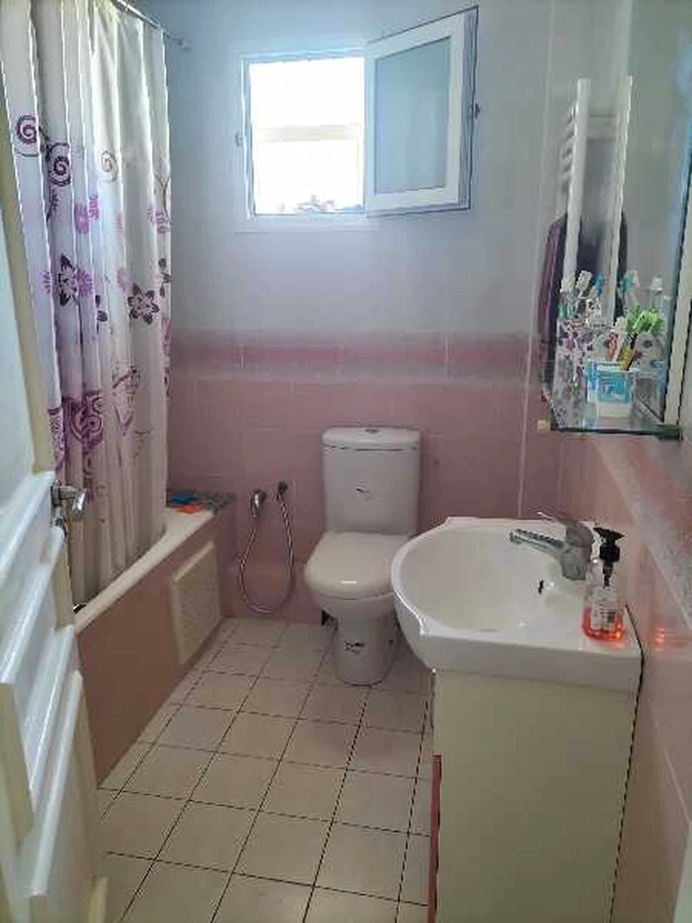 Carthage&nbsp;Cite Mohamed Ali&nbsp;Location&nbsp;Appart. 3 pi�ces&nbsp;S2 hs  et place parking