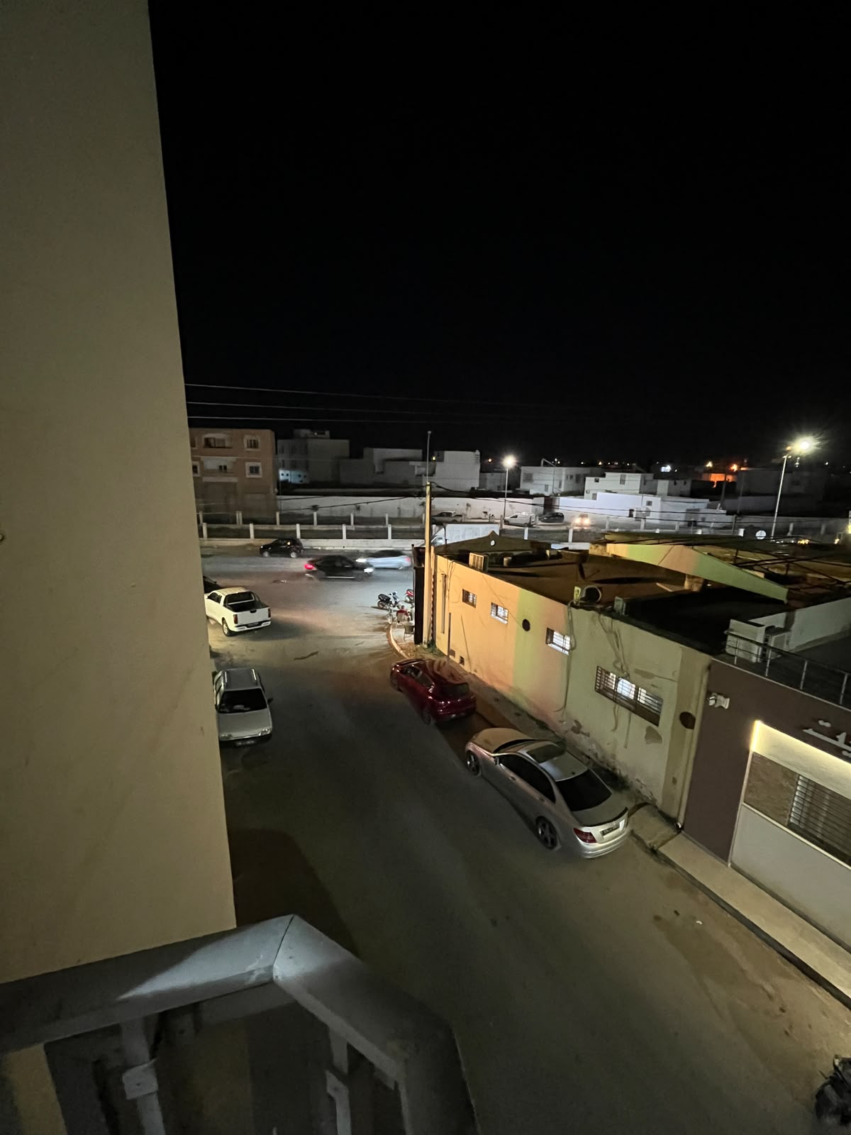 Sakiet Ezzit&nbsp;Sakiet Ezzit&nbsp;Location&nbsp;Appart. 3 pi�ces&nbsp;S2 � usage prof � sakiet ezzit