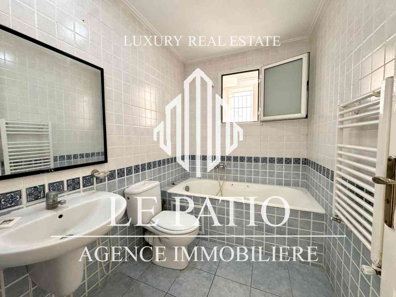 La Marsa&nbsp;El Aouina&nbsp;Location&nbsp;Appart. 3 pi�ces&nbsp;S2 situ� � cit� el wahat les palmeraies