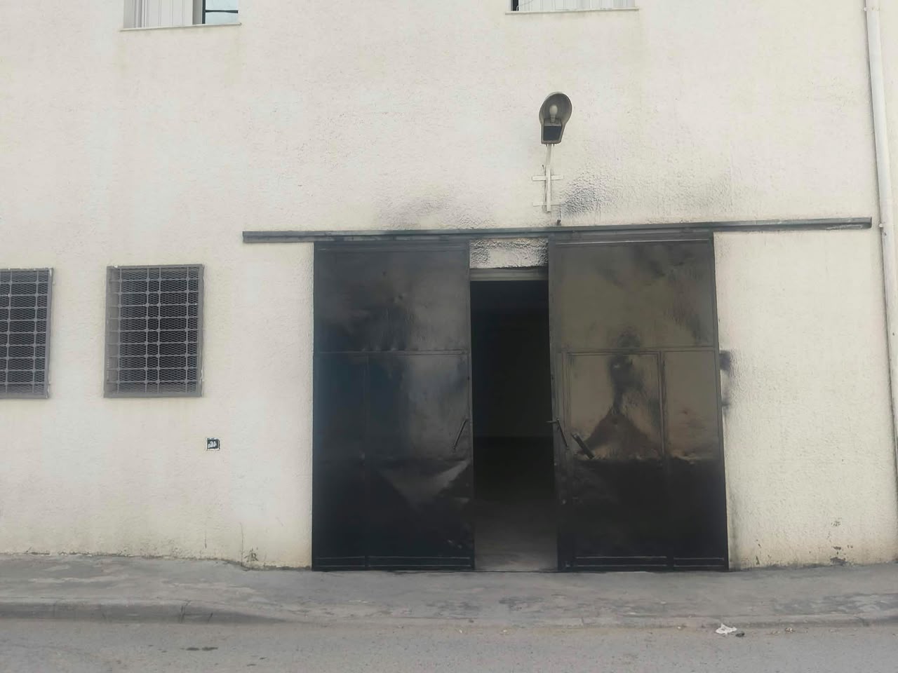 La Soukra&nbsp;Chotrana 1&nbsp;Location&nbsp;Surfaces&nbsp;D�p�t de stockage  � choutrana 01
