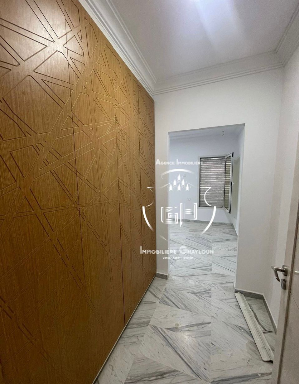 Ariana Ville&nbsp;Cite Ennasr 2&nbsp;Location&nbsp;Maisons&nbsp;Villa 7 piece a ennaser 2