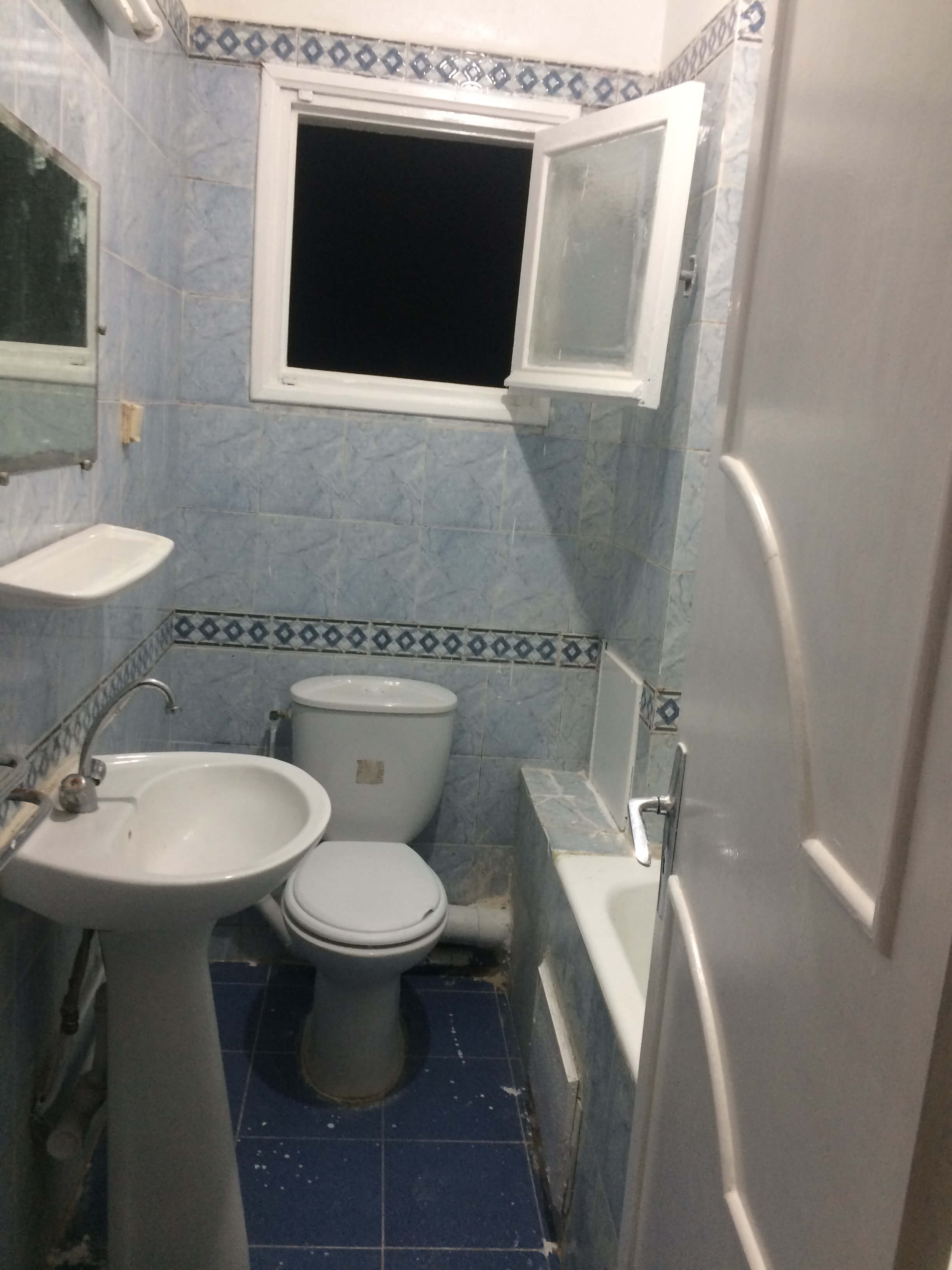 Raoued&nbsp;Cite Ennour Jaafar&nbsp;Location&nbsp;Appart. 3 pi�ces&nbsp;Appartement salon 3 pieces  � jaafar ariana