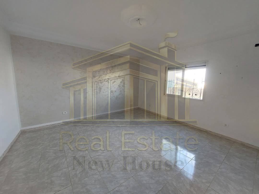 Bizerte Nord&nbsp;Cite Ain Meriem&nbsp;Location&nbsp;Appart. 3 pi�ces&nbsp;Un �tage de villa rez de chauss�e alv 124